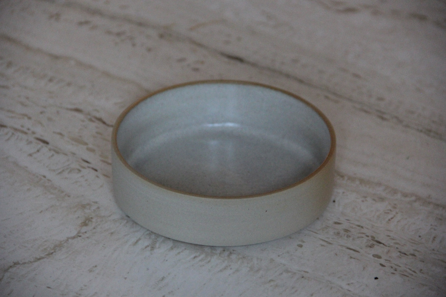 TAPAS3, glaseret hvid af Formfast Keramik Studio